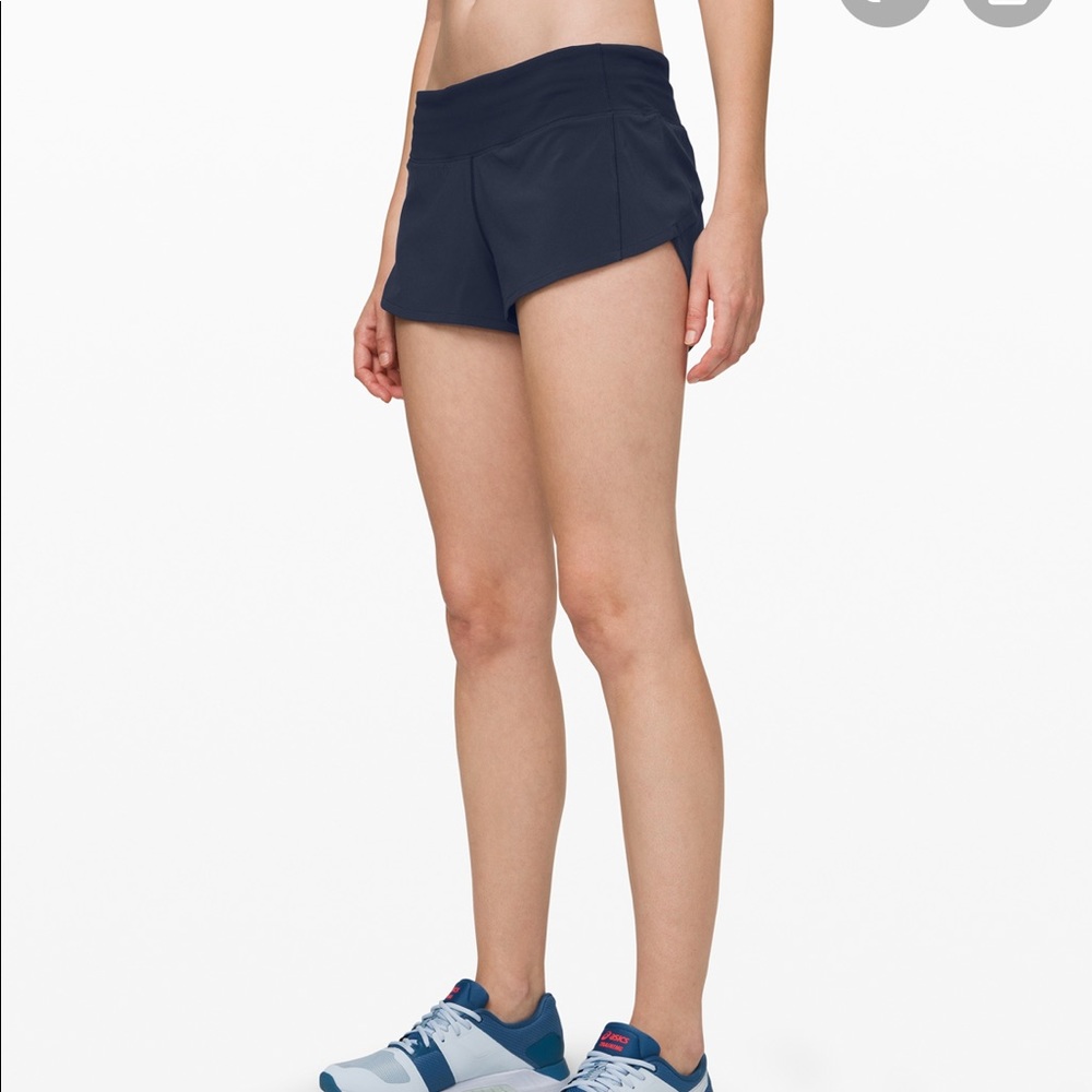 Lululemon speed up shorts 2.5 size 6